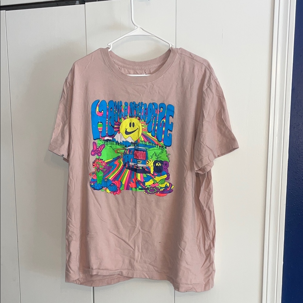 Nike Kids Dusty Pink Graphic Tee with Colorful Smiley Van
